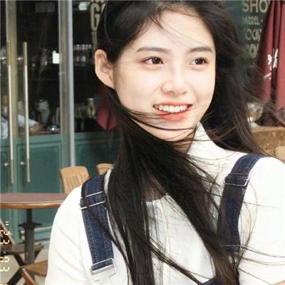 萧瑟雨落迟暮晚